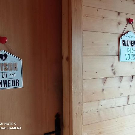 Chalet Familial En Bois A 150 M De La Mer Santec Esterno foto