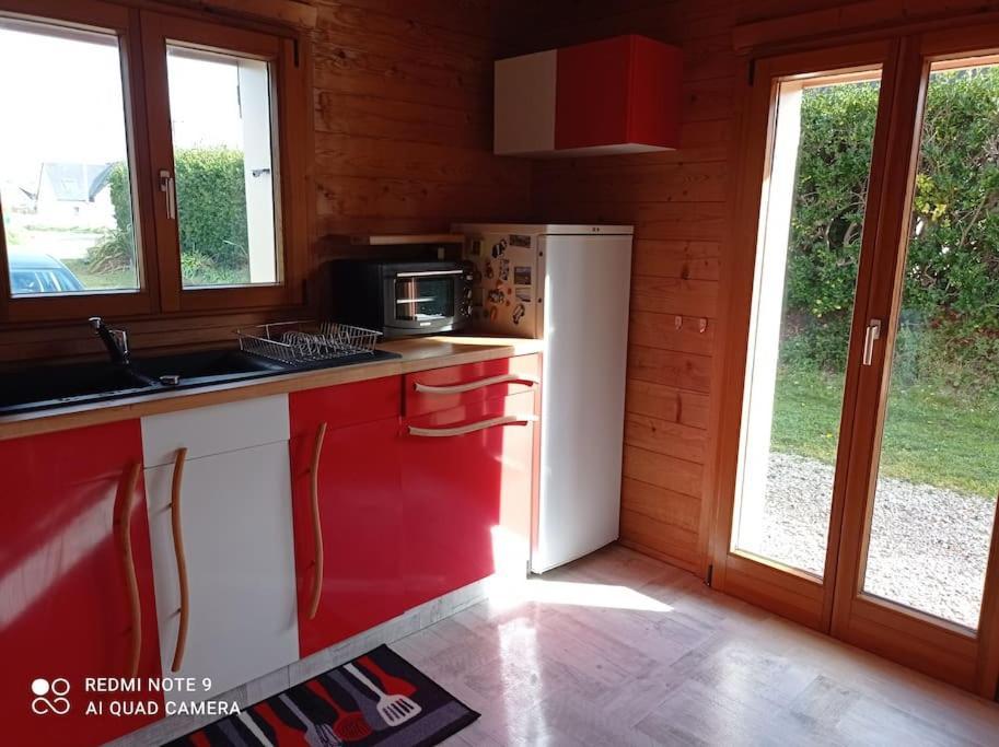 Chalet Familial En Bois A 150 M De La Mer Santec Esterno foto