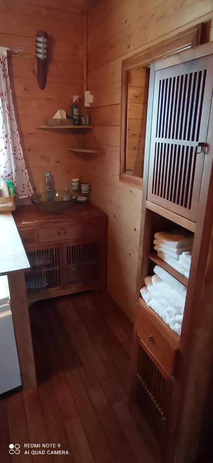 Chalet Familial En Bois A 150 M De La Mer Santec Esterno foto